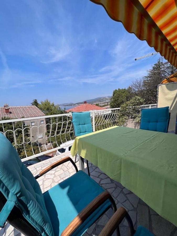 Apartments Valentinovo Klenovica Bagian luar foto
